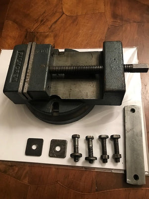 Palmgren 4" Milling Machine Cast Iron Vise W/base.