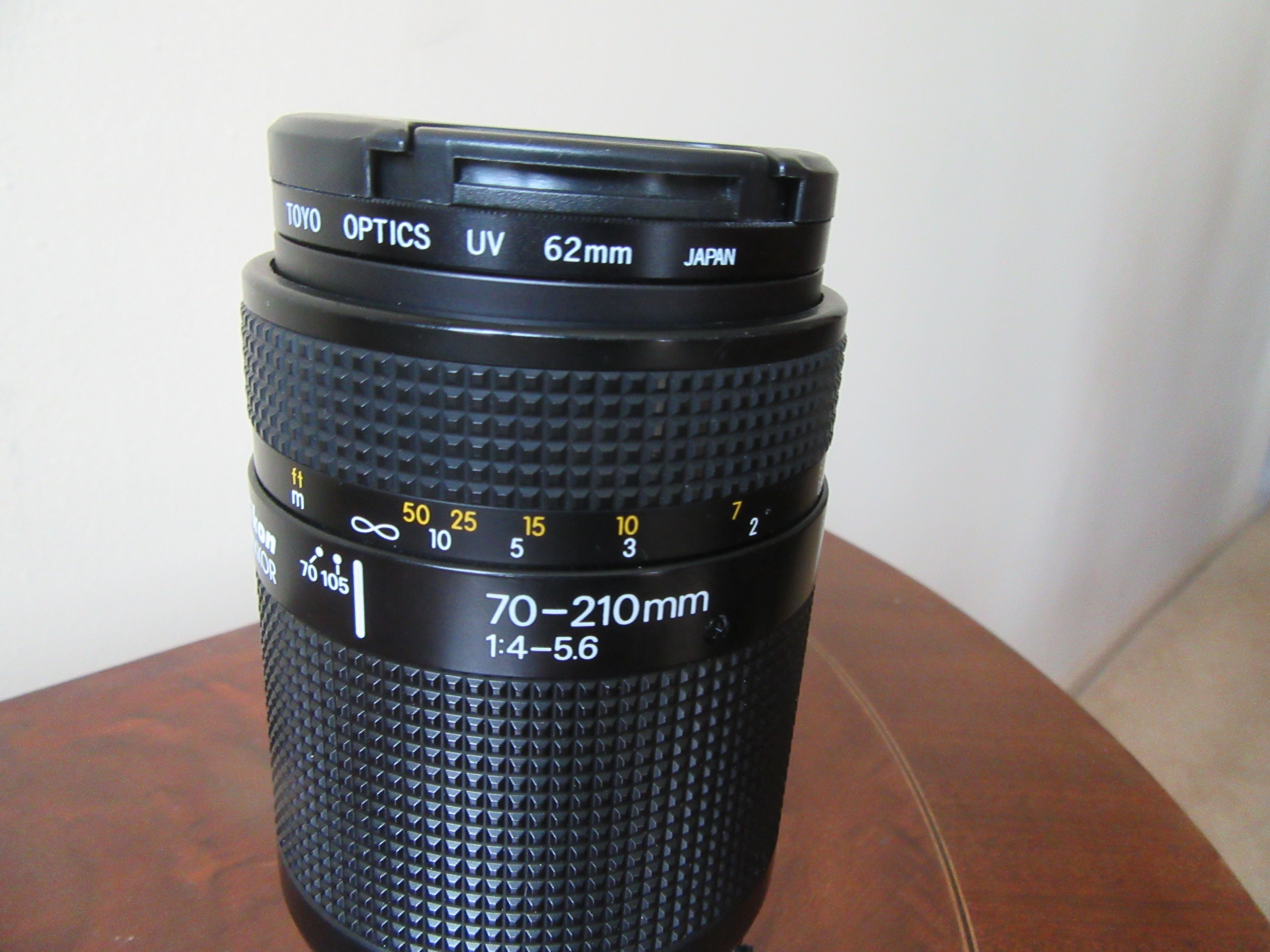 Nikon AF Nikkor 70-210mm 1:4-5.6with Toyo Optics UV 62 mm Filter