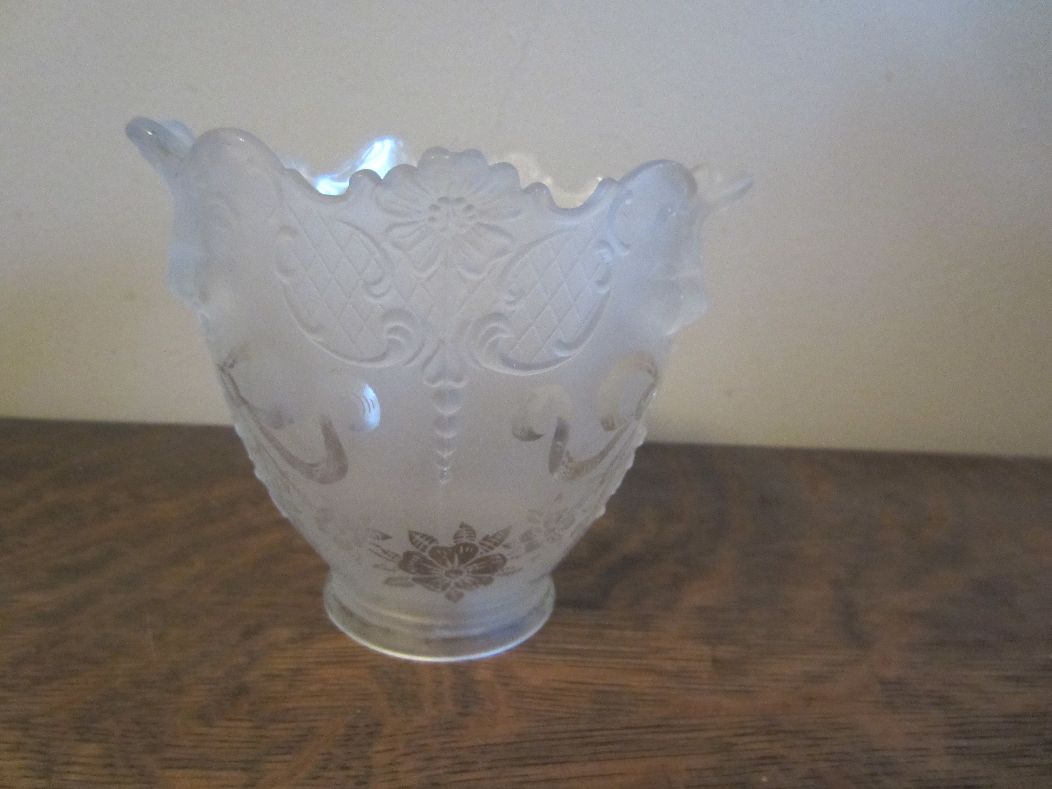 Small Frosted Antique Shade with Flowers, Ribbons and Lions