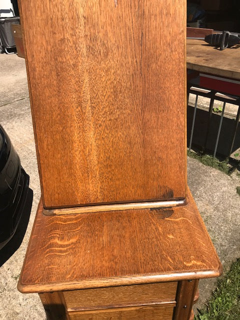 Antique 1921 Singer Treadle Sewing Machine