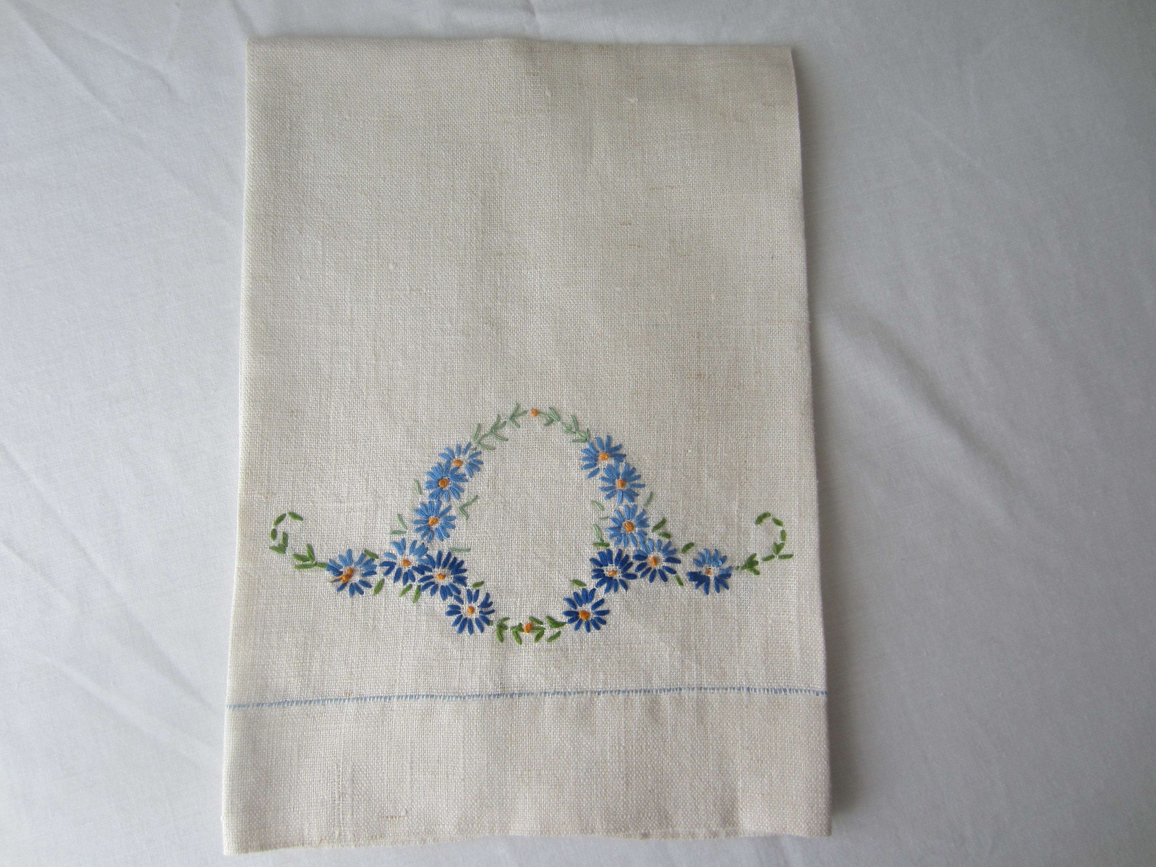 Vintage Embrodered Linen Tea Towel