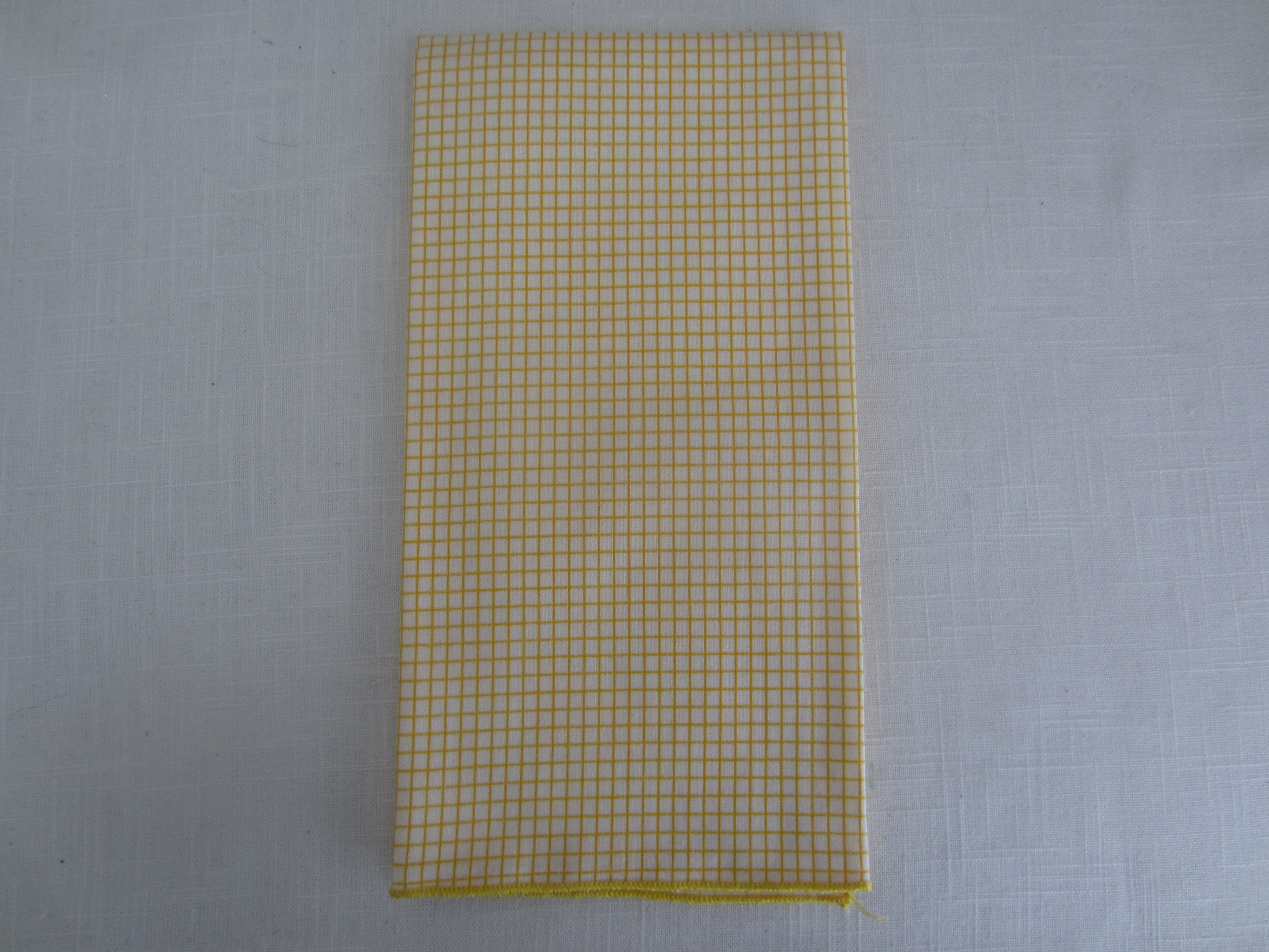 (6) Vintage Yellow Cotton Check Pattern Napkins