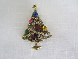 Hollycraft Vintage Christmas Tree Brooch