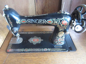 Antique 1921 Singer Treadle Sewing Machine