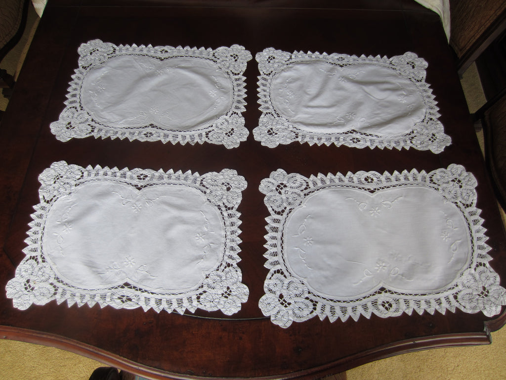 White Placemat Set